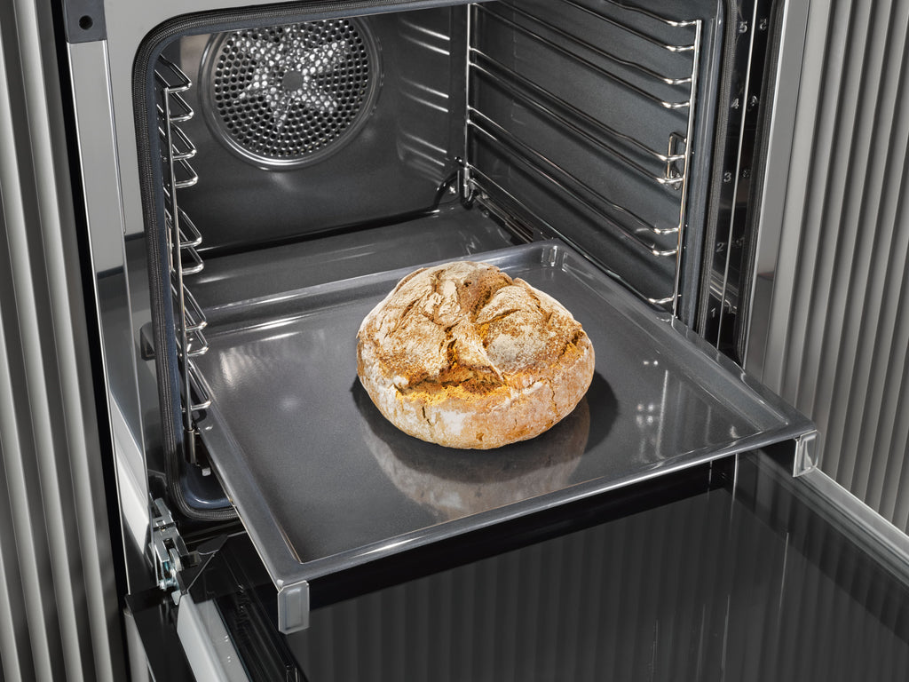 Miele H7260BP VitroLine Single Oven in Obsidian Black – image 9
