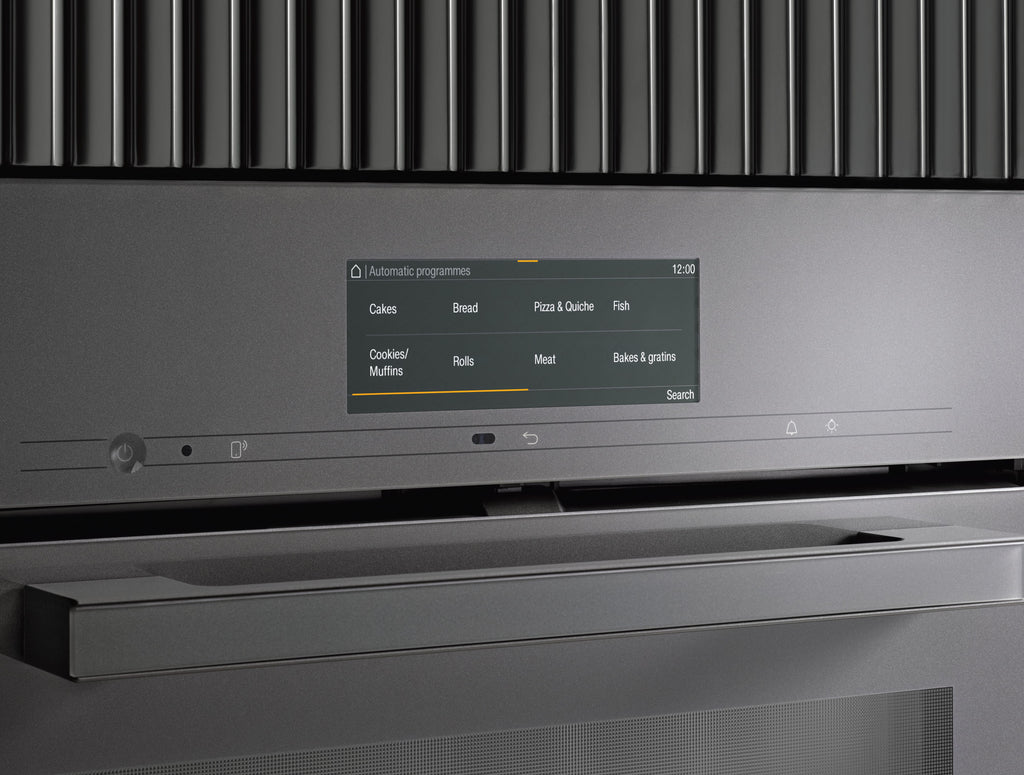 Miele H7260BP VitroLine Single Oven in Obsidian Black – image 4