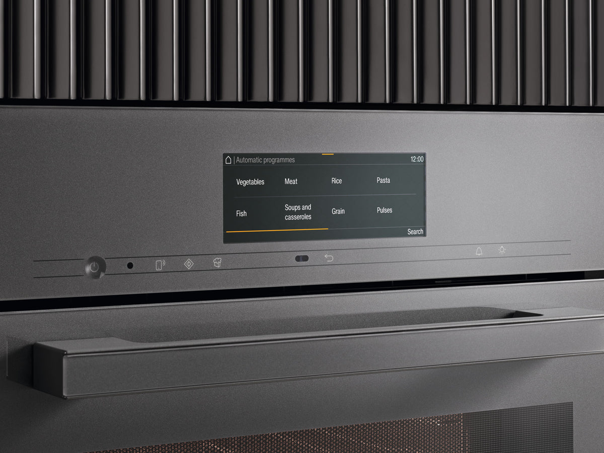 Miele DGM7640 Steam Microwave Oven in CleanSteel – image 7