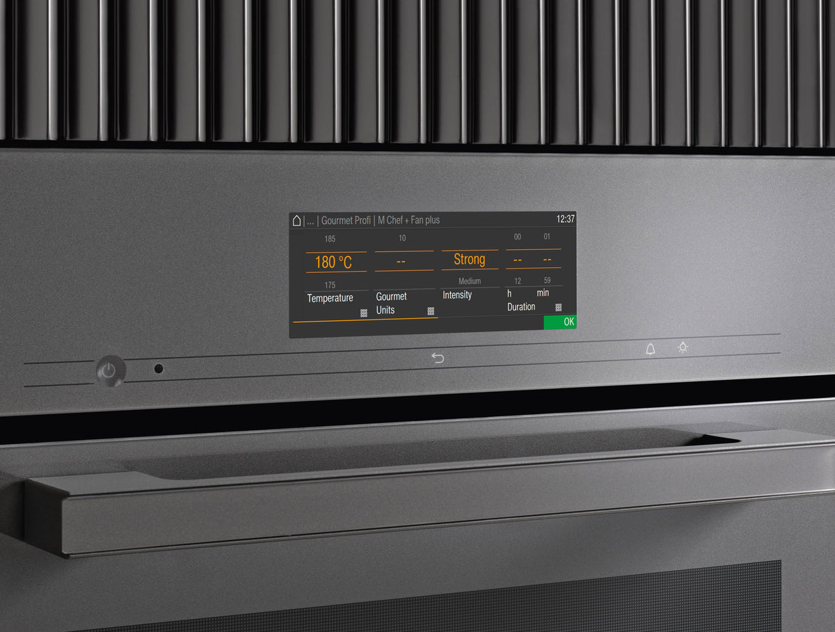 Miele DO7860 Single Oven in CleanSteel – image 7