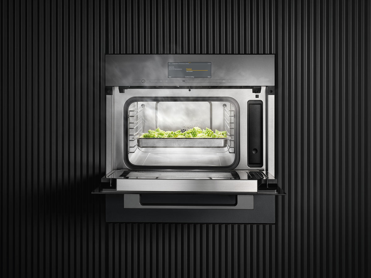 Miele DGM7440 Steam Microwave Oven in CleanSteel – image 7
