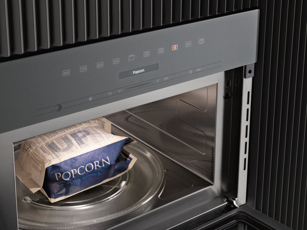 Miele M7244TC VitroLine Built-in Microwave in Obsidian Black – image 9