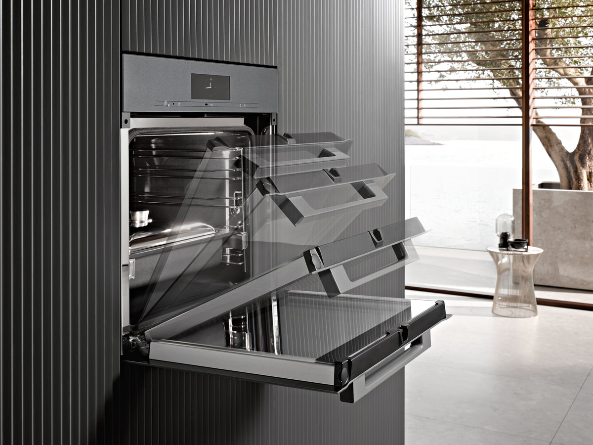 Miele H7260BP VitroLine Single Oven in Obsidian Black – image 6