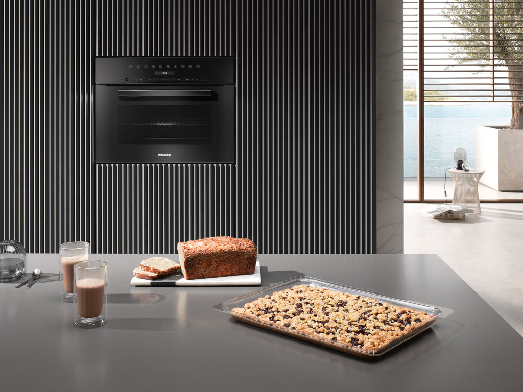 Miele H7240BM VitroLine Combination Microwave Oven in Obsidian Black – image 3