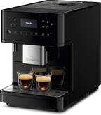 Miele CM6160 Freestanding Coffee Machine in Obsidian black — Miele CM6160 Freestanding Coffee Machine in Obsidian black — Miele CM6160 Freestanding Coffee Machine in Obsidian black — Miele CM6160 Beverage preparation in Obsidian black — Factual image
