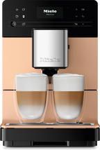 Miele CM5510 Freestanding Coffee Machine in Roségold PearlFinish — Miele CM5510 Freestanding Coffee Machine in Roségold PearlFinish — Miele CM5510 Freestanding Coffee Machine in Roségold PearlFinish — Miele CM5510 Beverage preparation in Roségold Pea