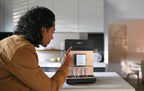 Miele CM5510 Freestanding Coffee Machine in Roségold PearlFinish — Miele CM5510 Freestanding Coffee Machine in Roségold PearlFinish — Miele CM5510 Freestanding Coffee Machine in Roségold PearlFinish — Miele CM5510 Beverage preparation in Roségold Pea