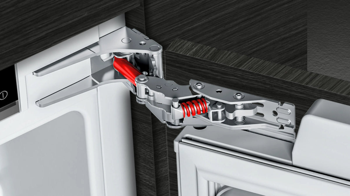 iQ500 Built-in fridge 177.2 x 55.8 cm soft close flat hinge KI81RSOE0G