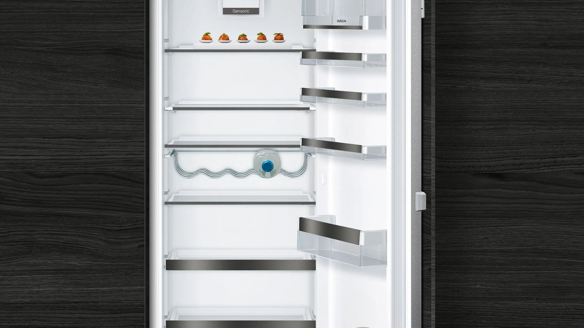 iQ500 Built-in fridge 177.2 x 55.8 cm soft close flat hinge KI81RSOE0G