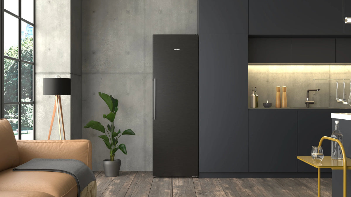 iQ500 Free-standing freezer 186.2 x 59.5 cm Brushed black steel antiFingerprint GS36NAXCG
