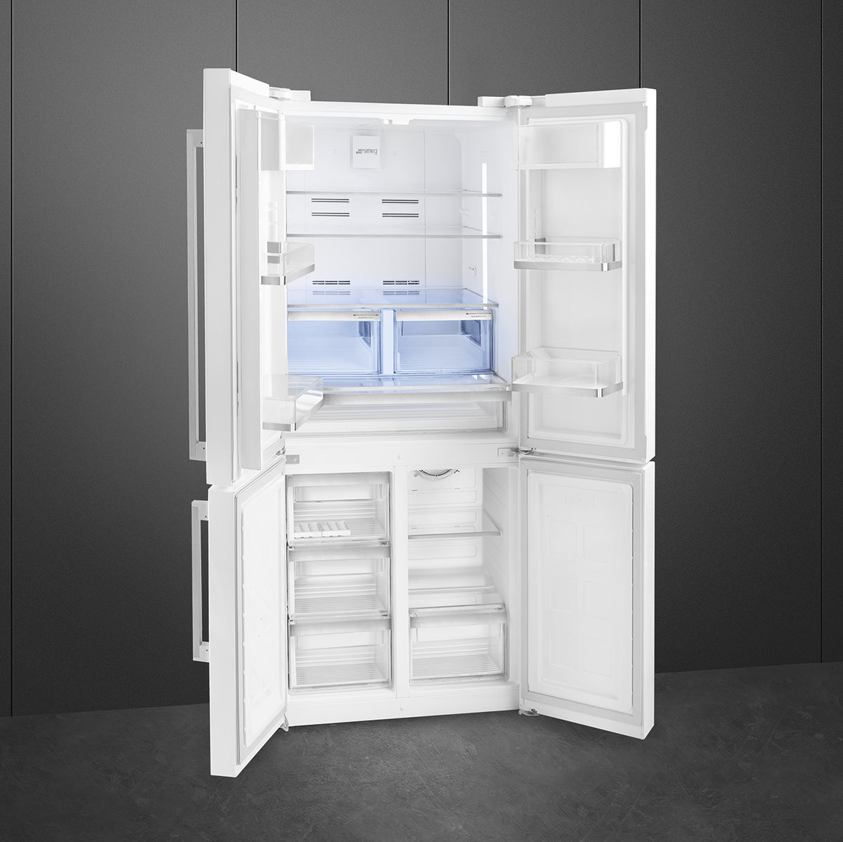 Free Standing American Style Fridge Freezer in White