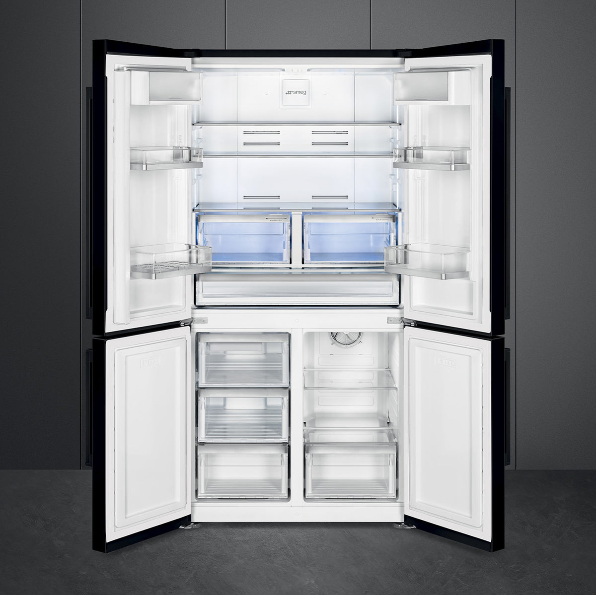Free Standing American Style Fridge Freezer in Black