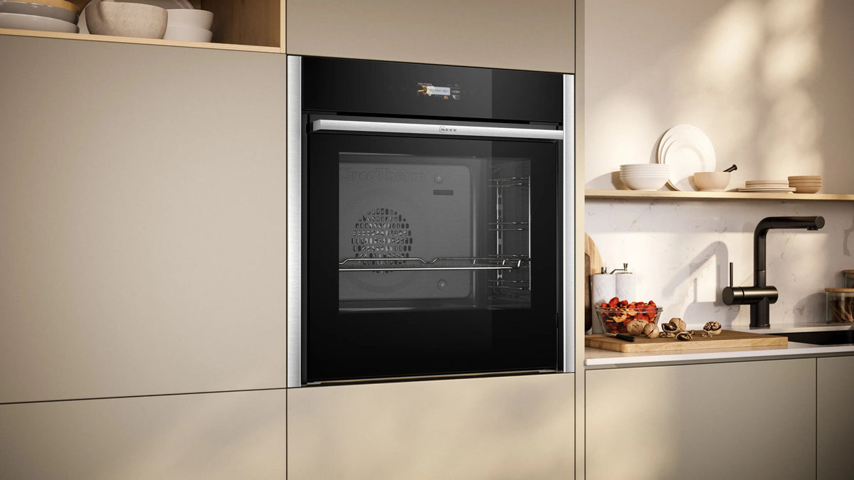 NEFF N 70 Single Oven B54CR31N0B