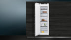 Siemens iQ700 Built-in freezer 177.2 x 55.8 cm soft close flat hinge GI81NHCE0