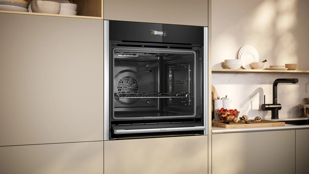 NEFF N 70 Single Oven B54CR71N0B