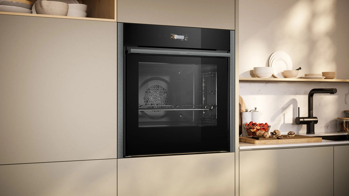 NEFF N 70 Single Oven B54CR71G0B