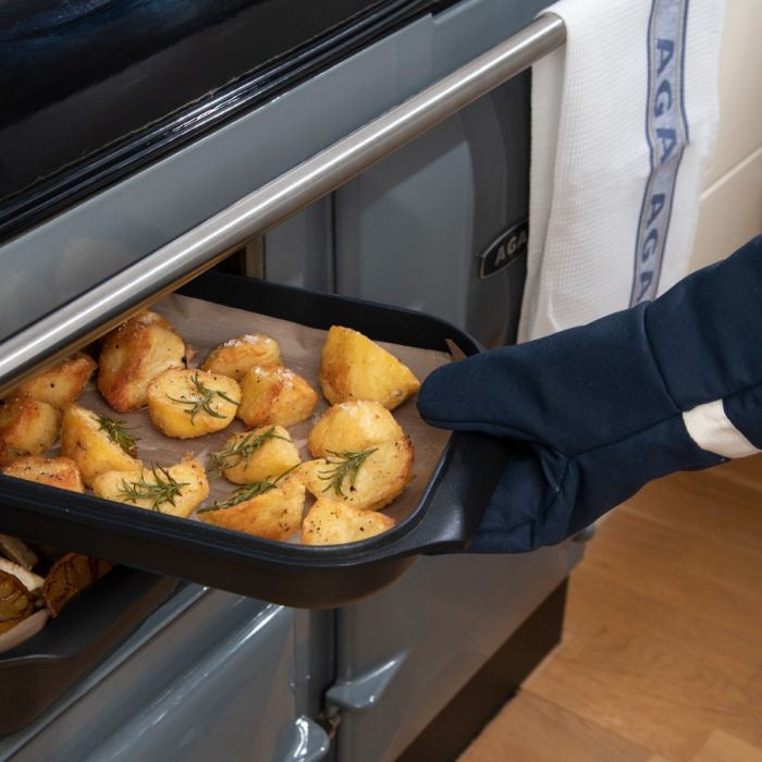 AGA Cast Aluminium Roaster with Griddle Lid