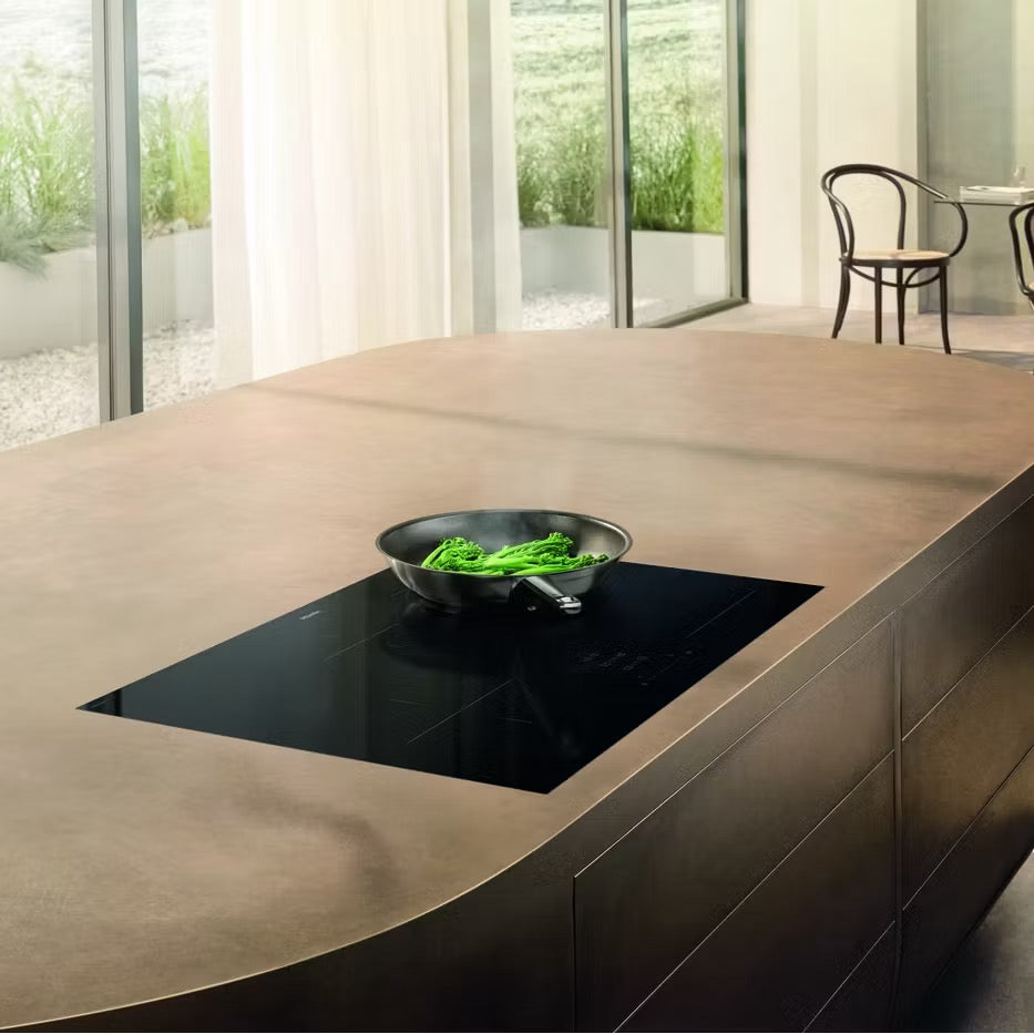 Miele KM8482 FL Induction Hob in Frameless – image 2
