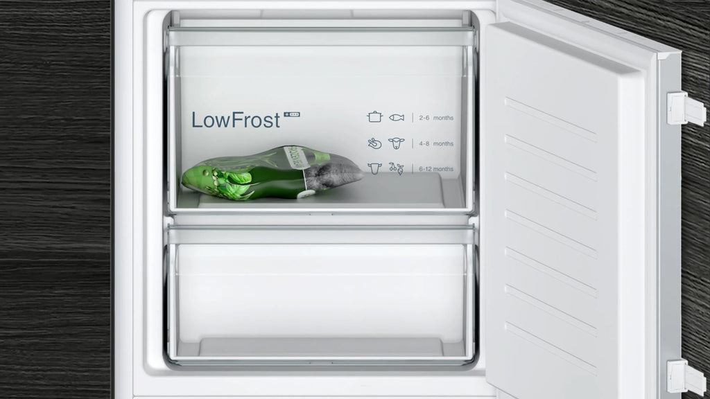 Siemens iQ100 Built-in fridge-freezer with freezer at bottom 177.2 x 54.1 cm sliding hinge KI87VNSE0G