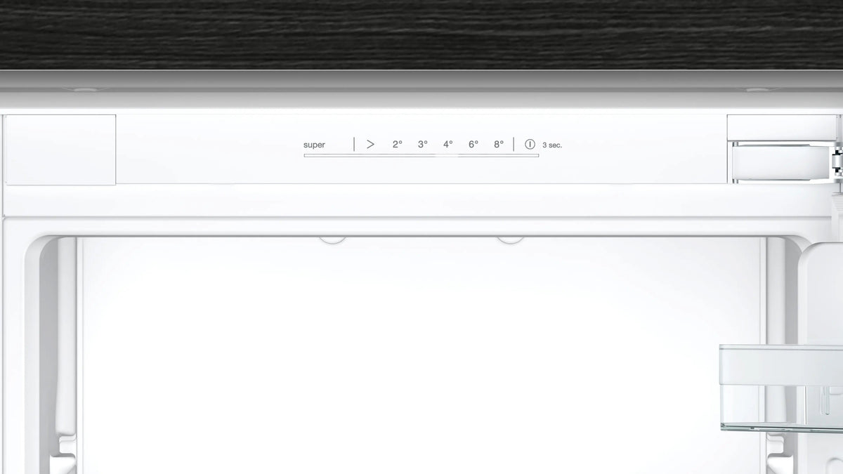 Siemens iQ100 Built-in fridge-freezer with freezer at bottom 177.2 x 54.1 cm flat hinge KI85NNFE0G