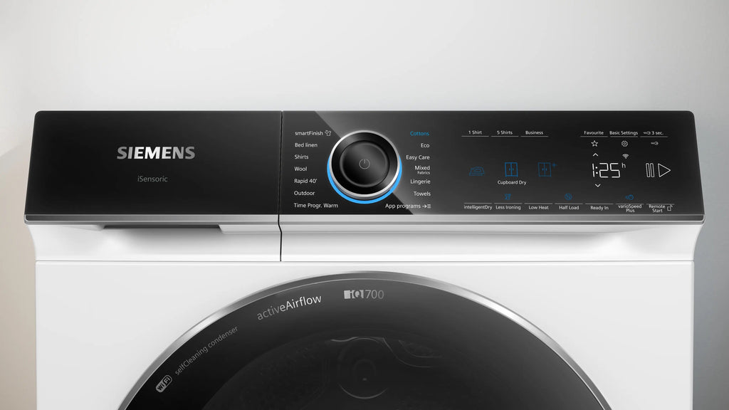 Siemens iQ700 Heat pump tumble dryer 9 kg WR47B2C9GB