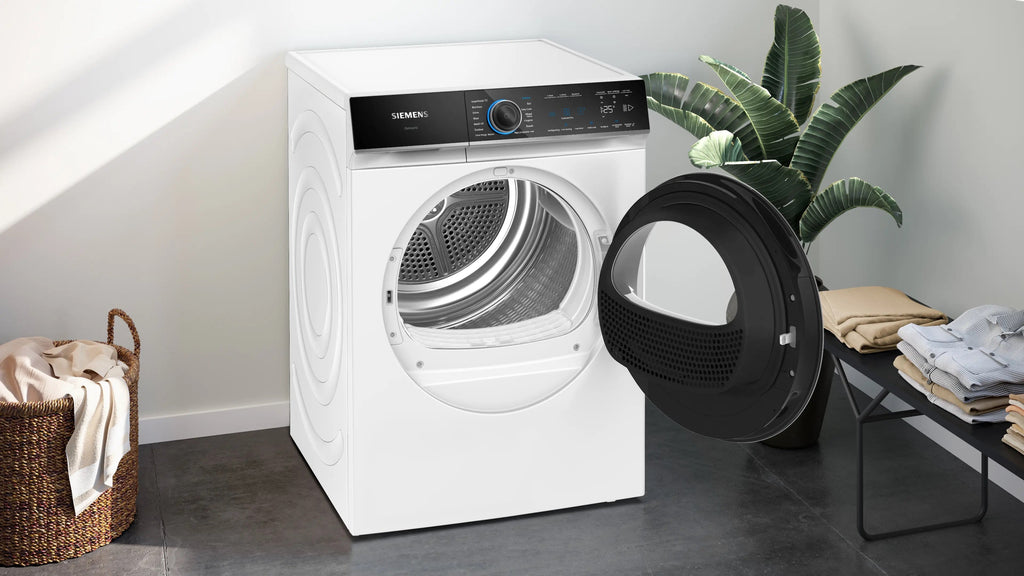 Siemens iQ700 Heat pump tumble dryer 9 kg WR47B2C9GB