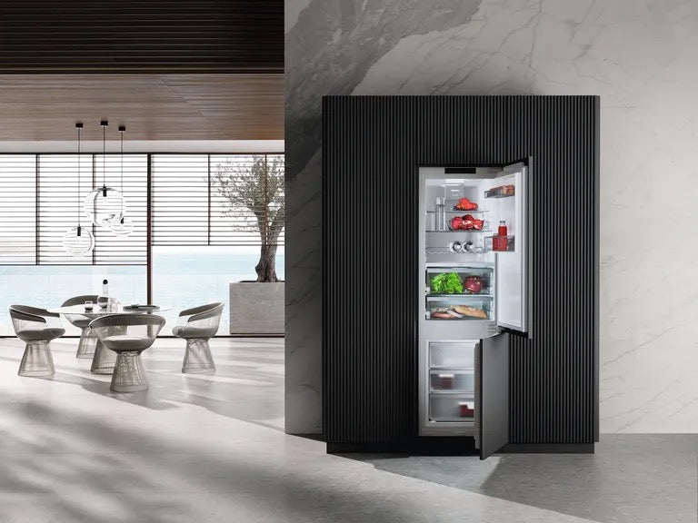 Miele KFN7744C Fridge Freezer – image 3