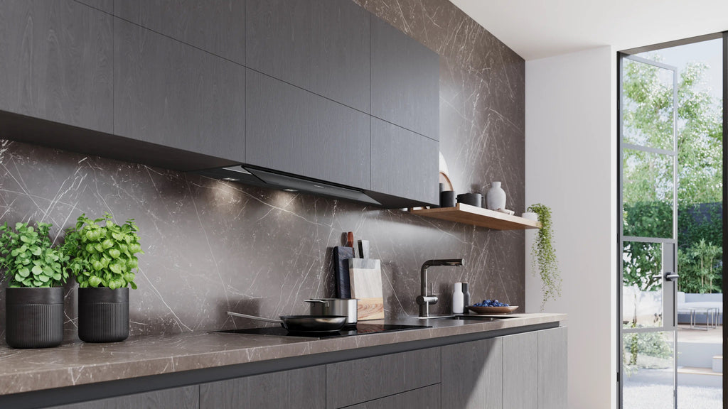 Siemens iQ700 Integrated Design Hood 80 cm clear glass black printed, Matt black LJ88BET60B