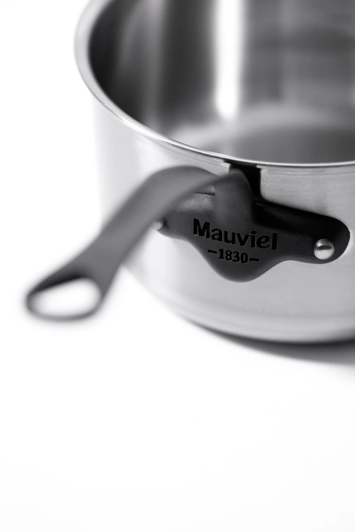 La Cornue 18cm Saucepan