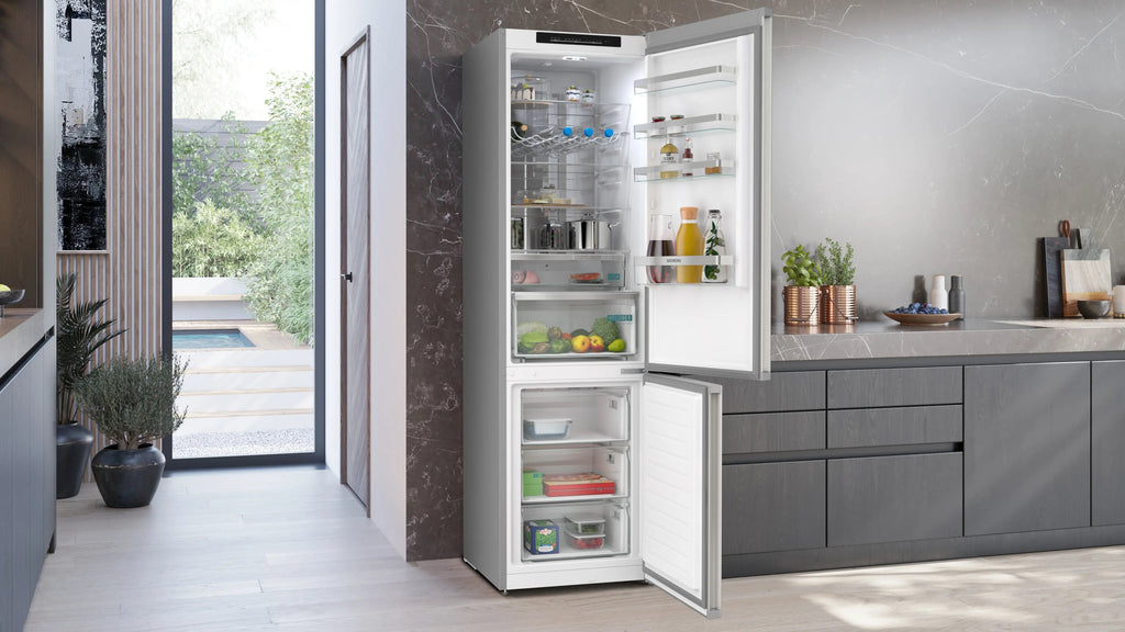 Siemens iQ300 Free-standing fridge-freezer with freezer at bottom 203 x 60 cm Brushed steel KG39NVIBG