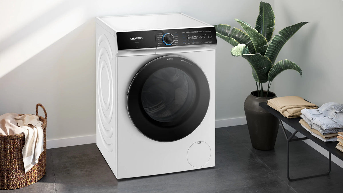 Siemens iQ700 Washing machine, front loader 11 kg max. 1600 rpm WG66B2A1GB