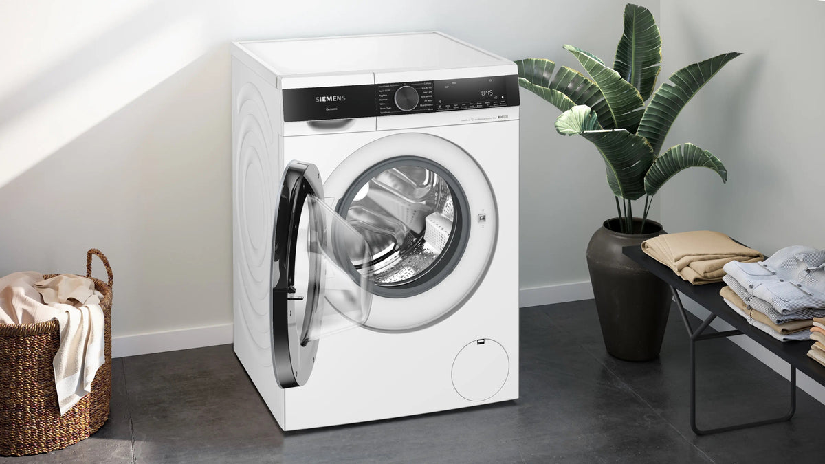 Siemens iQ500 Washing machine, front loader 9 kg max. 1600 rpm WG46G2Z4GB