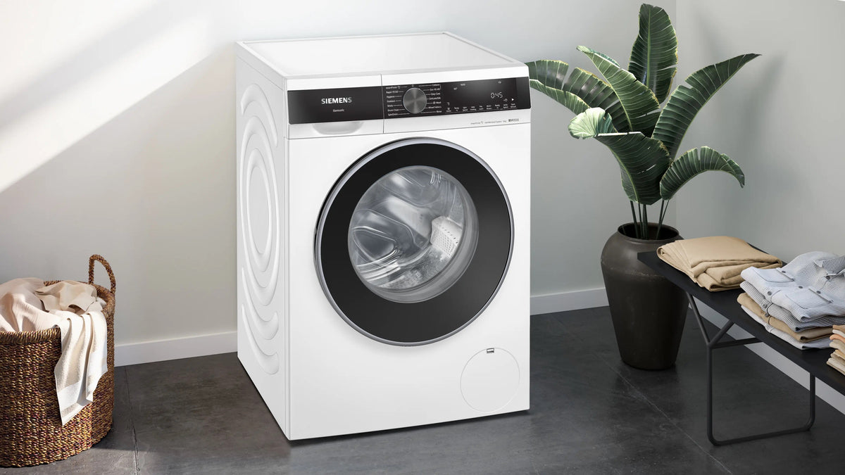 Siemens iQ500 Washing machine, front loader 9 kg max. 1600 rpm WG46G2Z4GB