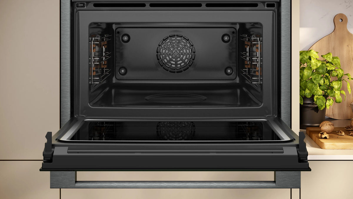 NEFF N 70 Compact Oven C24MR21G0B