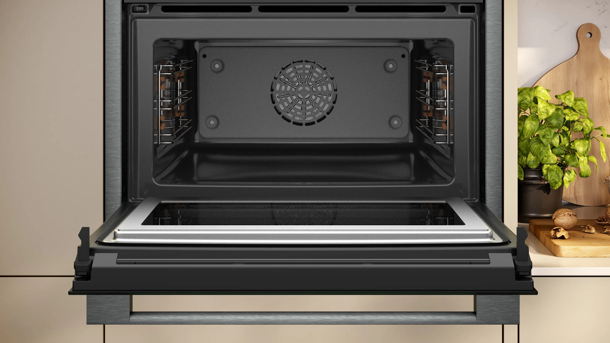 NEFF N 90 Compact Oven C24MS31G0B