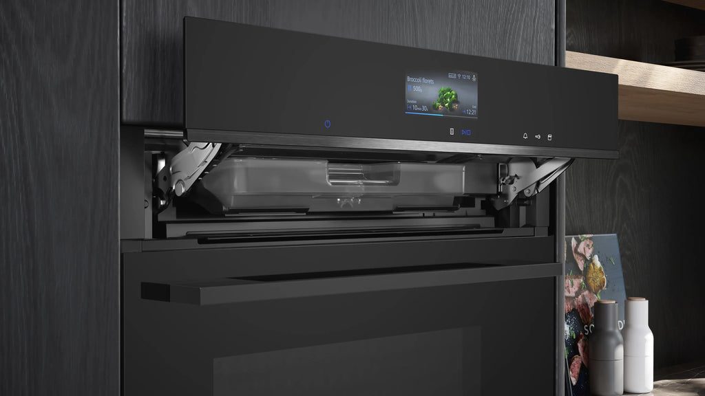 Siemens iQ700 Built-in oven with steam function 60 x 60 cm Black HS736G1B1B
