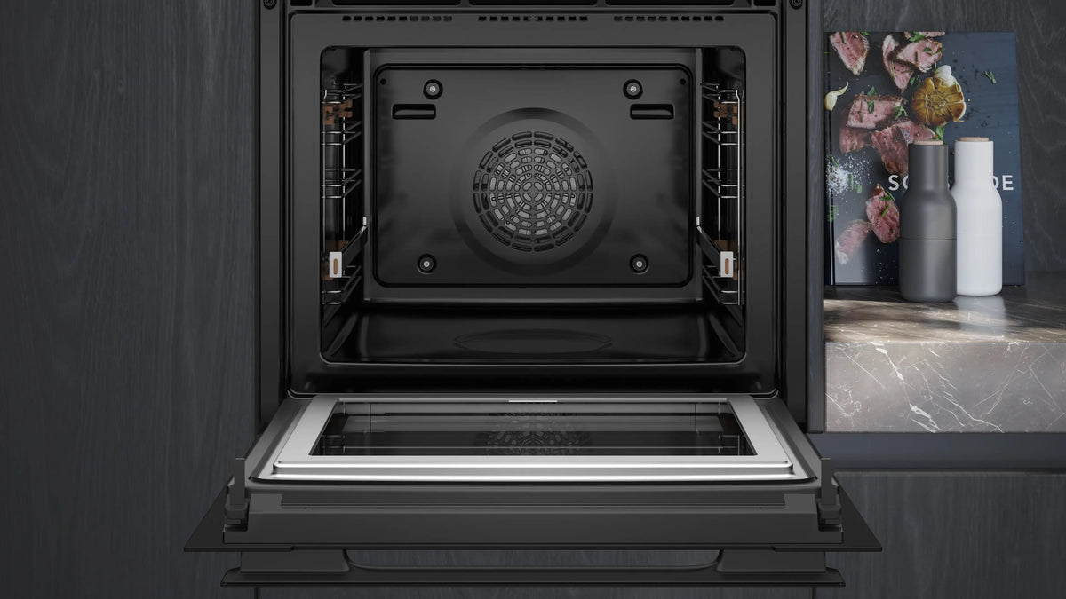 Siemens iQ700 Built-in oven with added steam and microwave function 60 x 60 cm Black HN978GQB1B