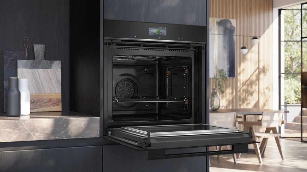 Siemens iQ700 Built-in oven with microwave function 60 x 60 cm Black HM776G1B1B