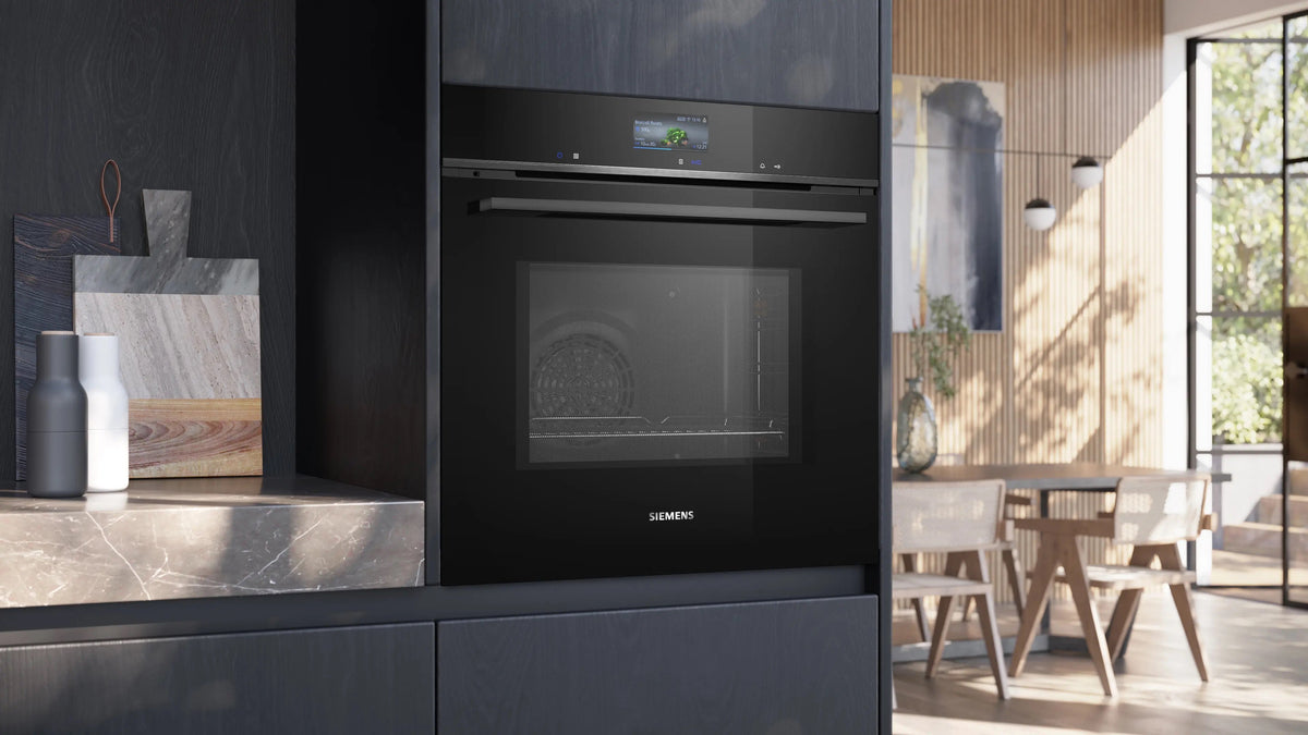 Siemens iQ700 Built-in oven with microwave function 60 x 60 cm Black HM776G1B1B
