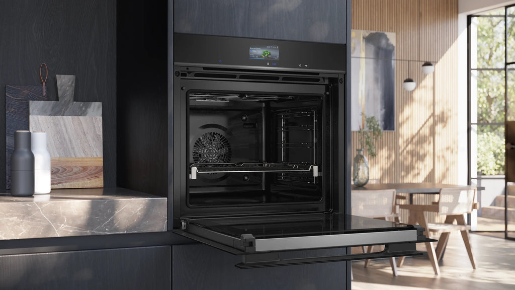 Siemens iQ700 Built-in oven 60 x 60 cm Black HB976GMB1B