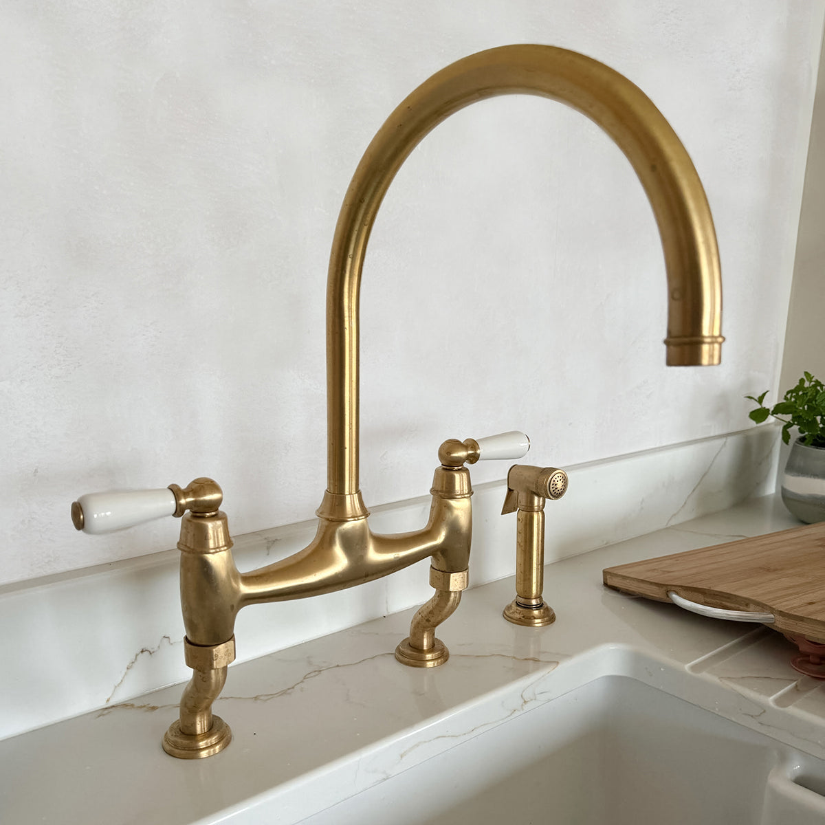 Bidbury & Co Moreton Kitchen Tap — Old English Brass