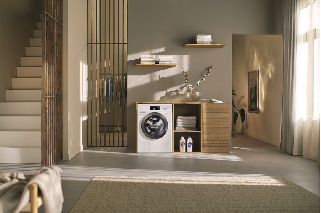 Miele WTD165 WPM Freestanding Washer Dryer in Lotus White - Graphite Door – image 3
