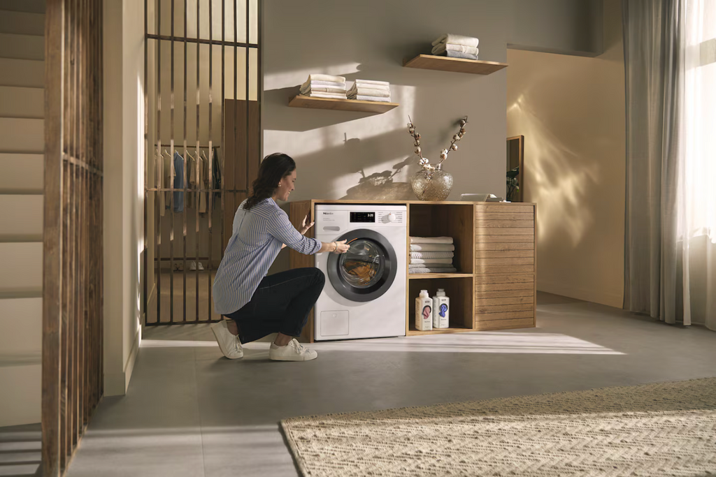 Miele WED385 WCS Freestanding Washing Machine in Lotus White - Graphie Grey Door – image 4