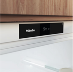 Miele KU7030 D Fridge – image 4