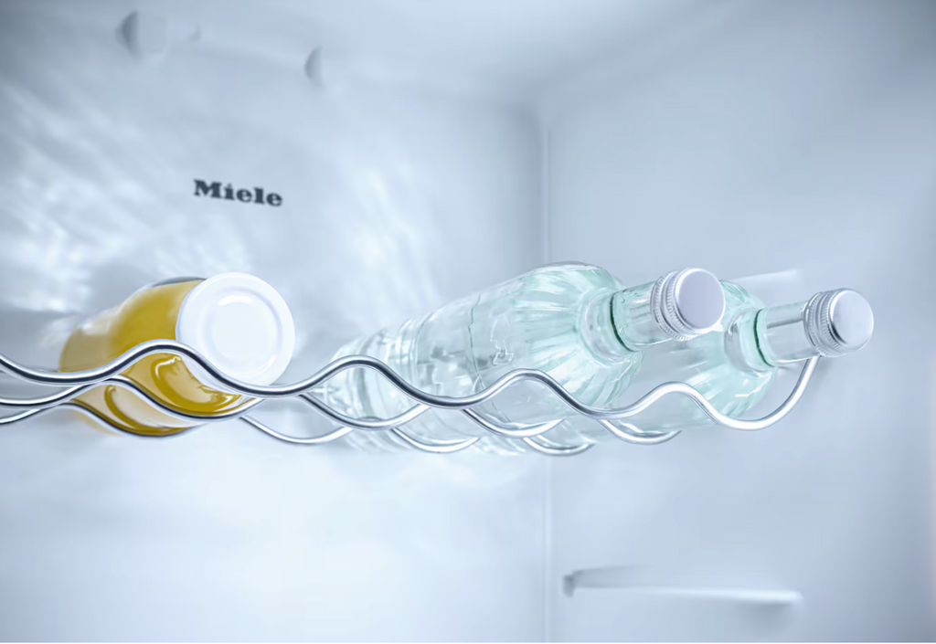 Miele KDN7724 E Fridge Freezer – image 4