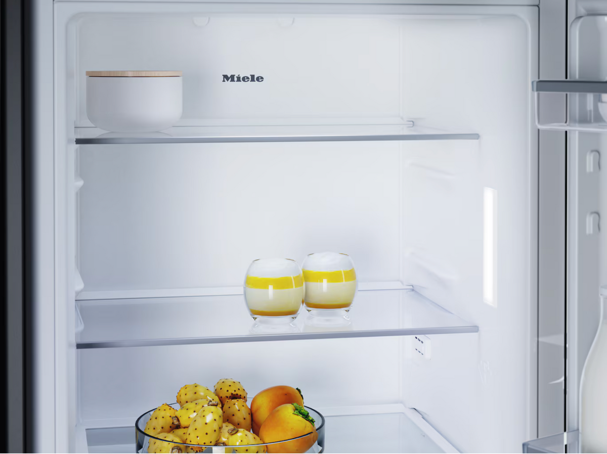 Miele K7125 E Fridge – image 6