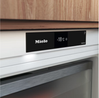Miele FNUS7040 D Freezer – image 3