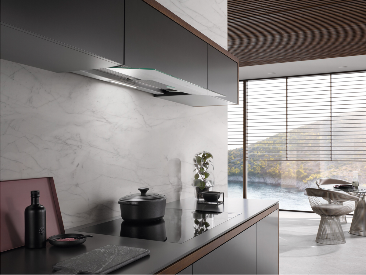 Miele DAS 4940 GLASS Cooker Hood in Glass – image 4