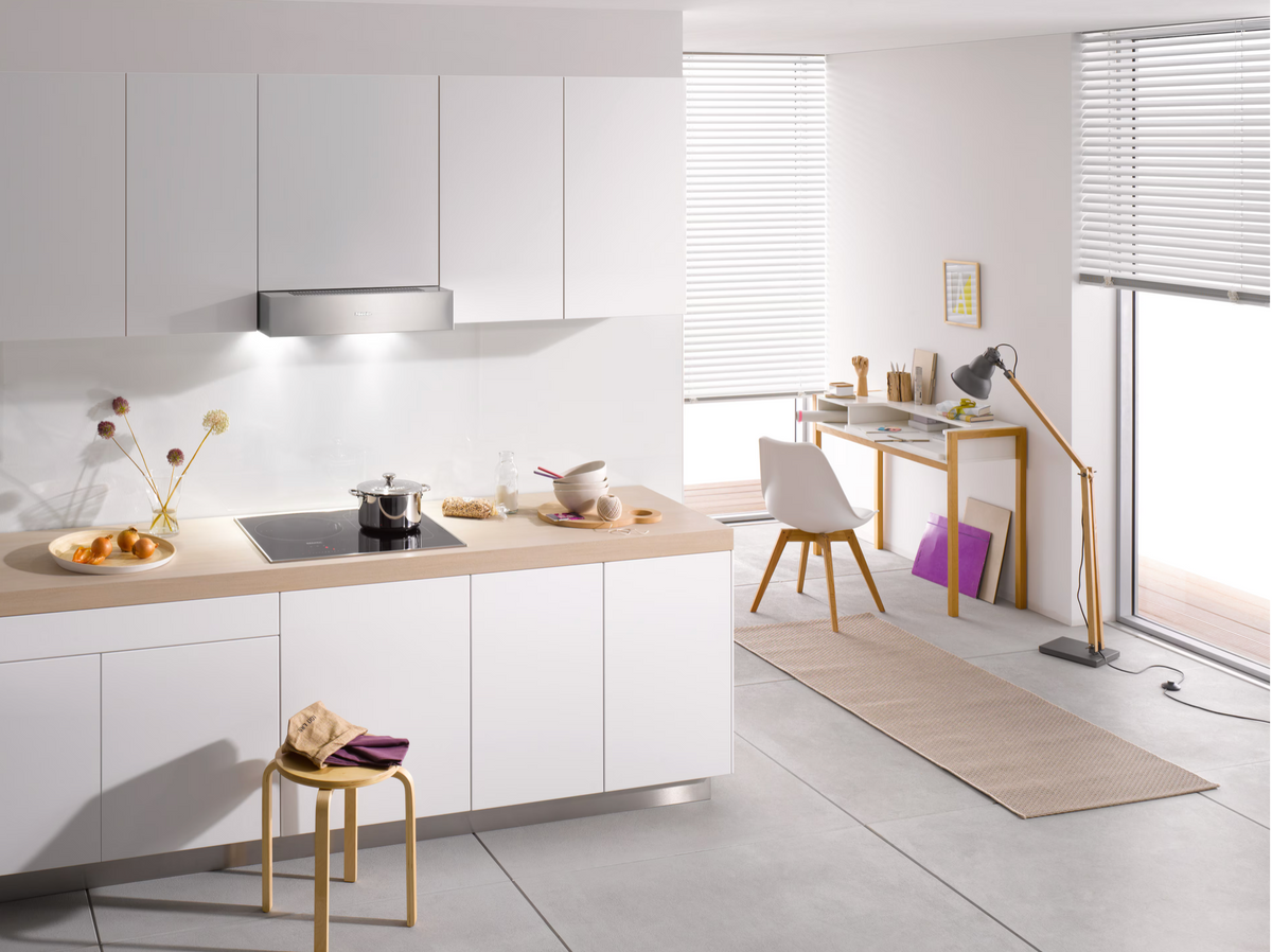 Miele DA 1260 Cooker Hood in Stainless Steel – image 2
