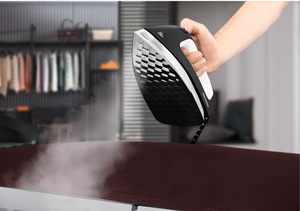 Miele B 4826 FashionMaster 4.0 Steam Ironing System in White – image 5